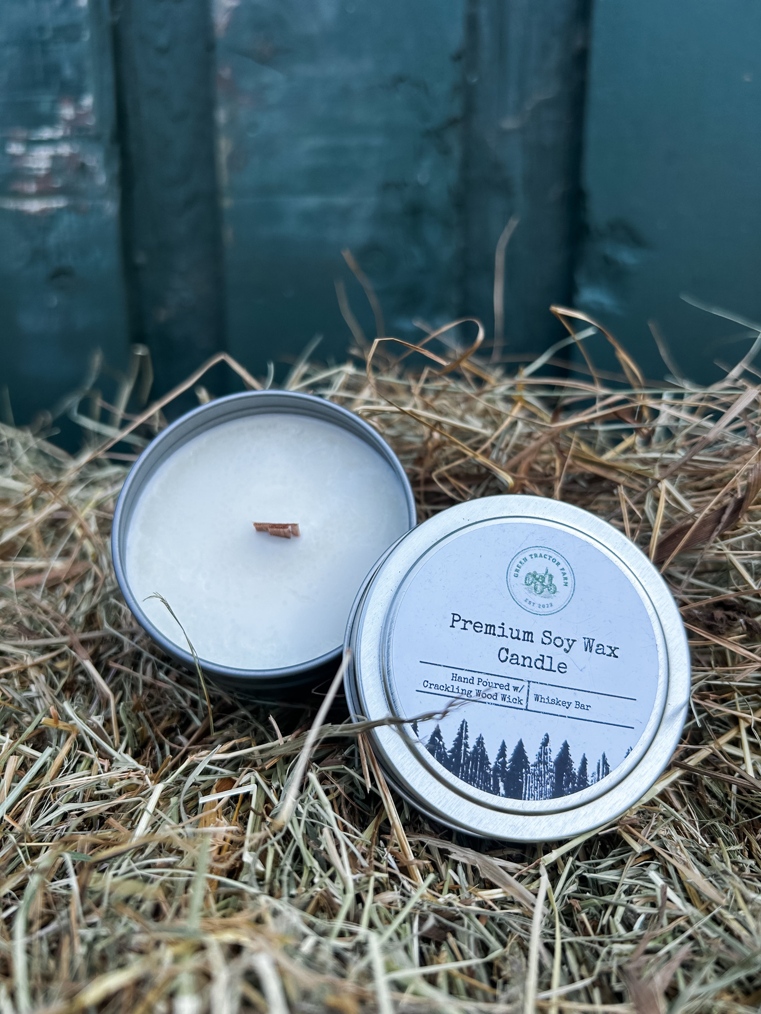 4 oz Premium Soy Wax Candle with Crackling Wood Wick - Whiskey Bar