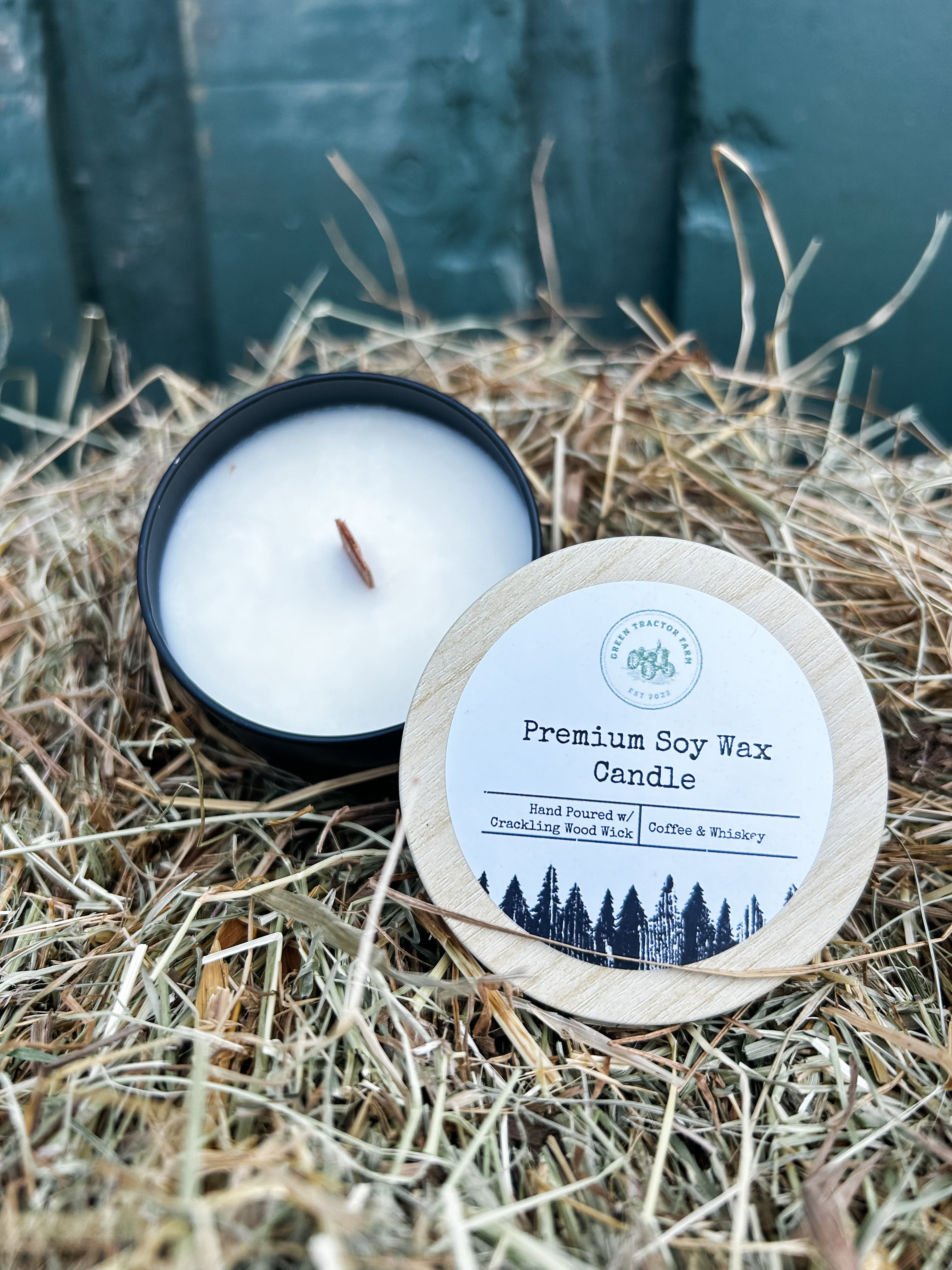 4 oz Premium Soy Wax Candle with Crackling Wood Wick - Coffee & Whiskey