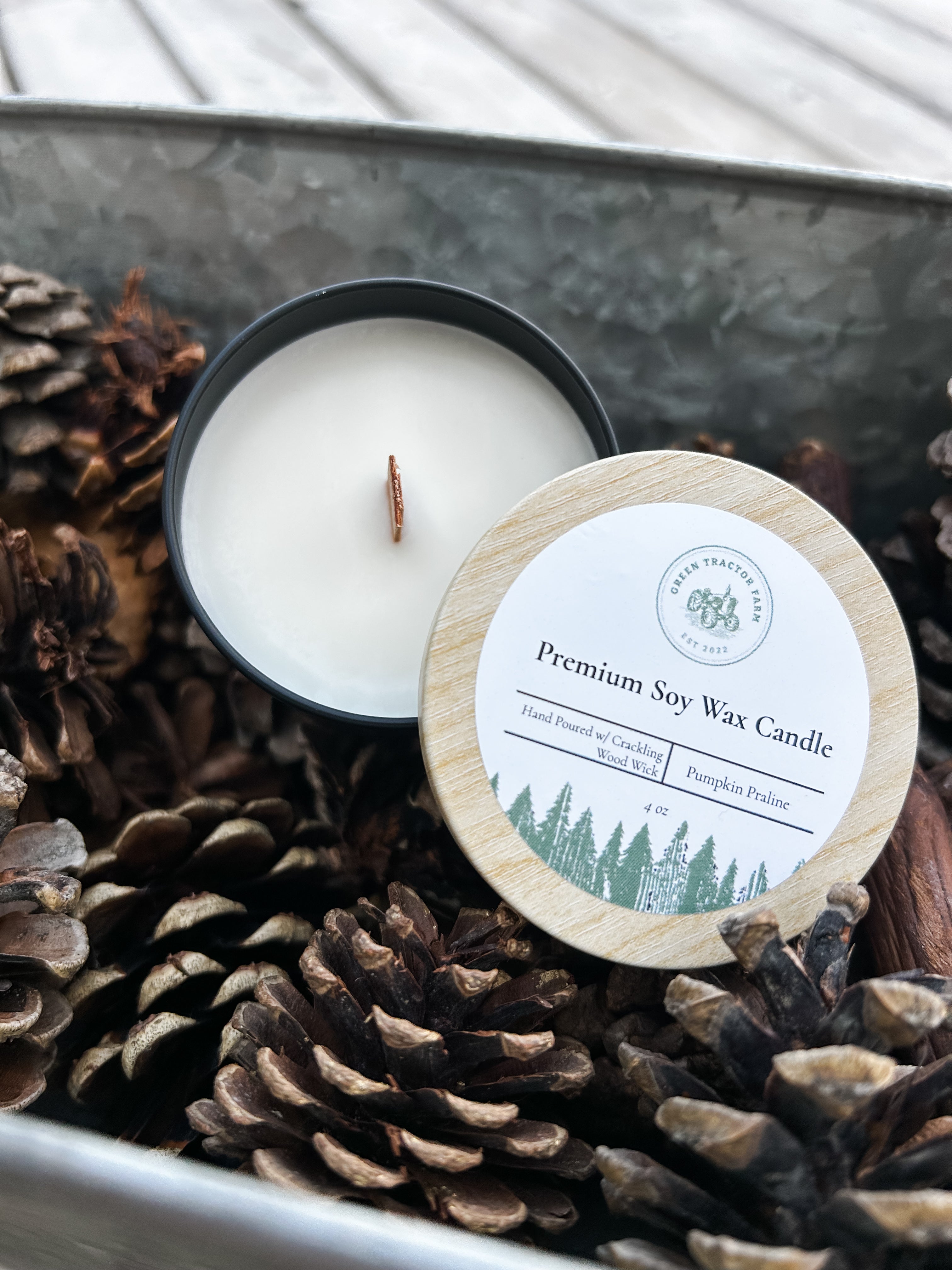 4 oz Premium Soy Wax Candle with Crackling Wood Wick - Pumpkin Praline