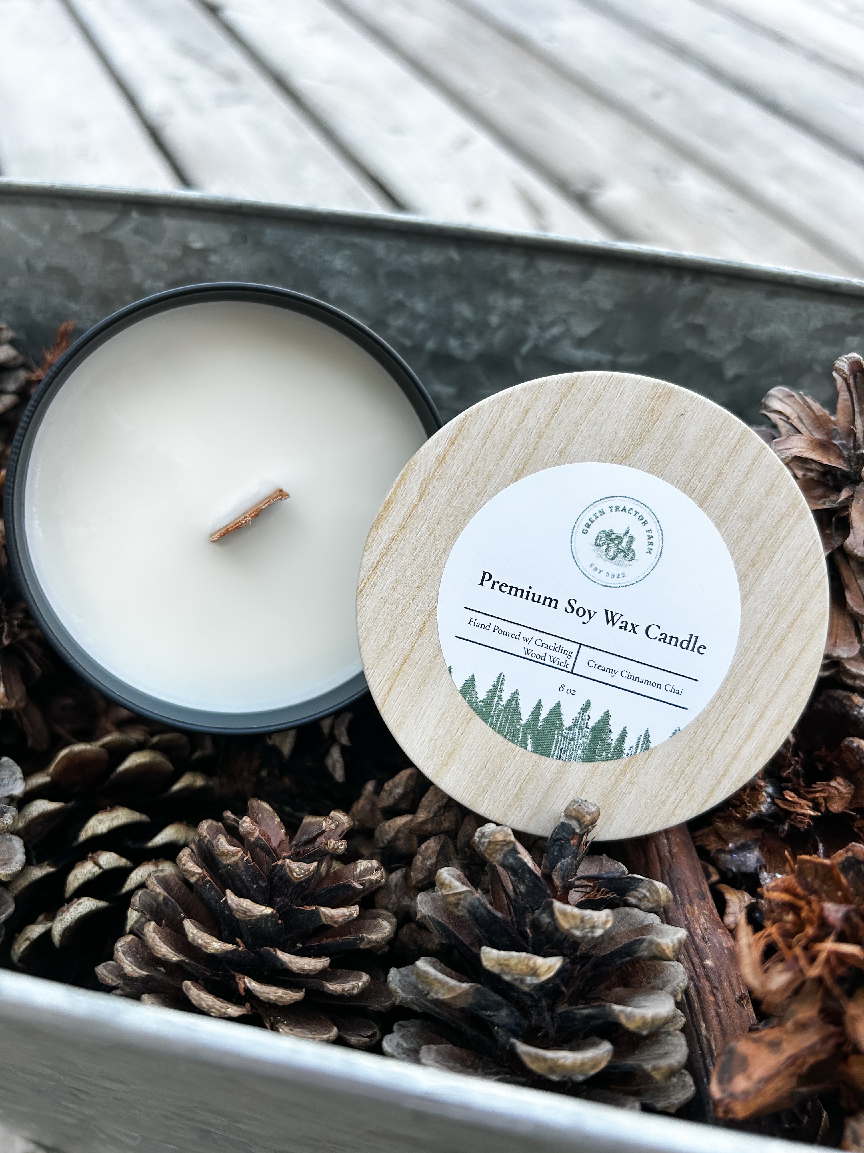 8 oz Premium Soy Wax Candle with Crackling Wood Wick - Creamy Cinnamon Chai